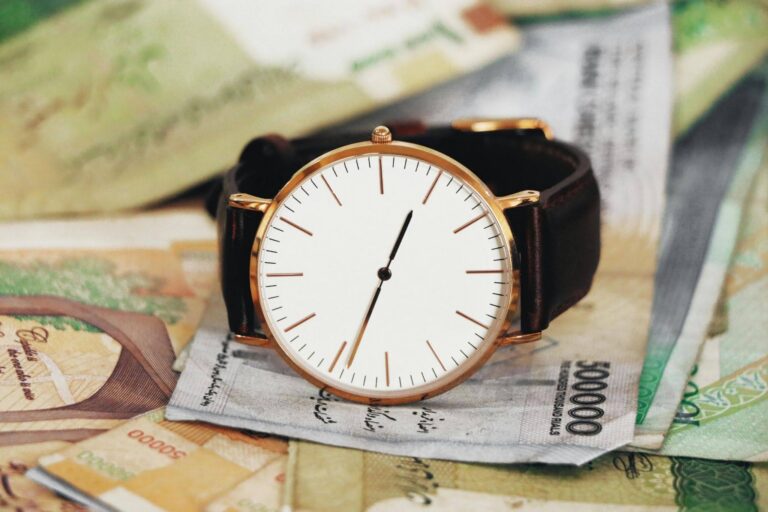 Buying and Selling Watches: A Platform Guide
